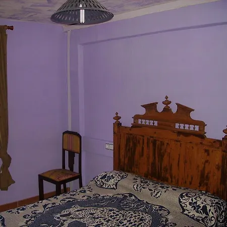 Ca Les Barberes Country house *